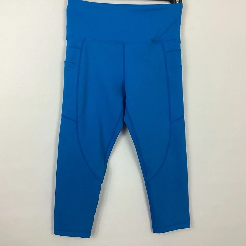 Zyia Active Pocket Light N Tight Capri Size 2 Blue